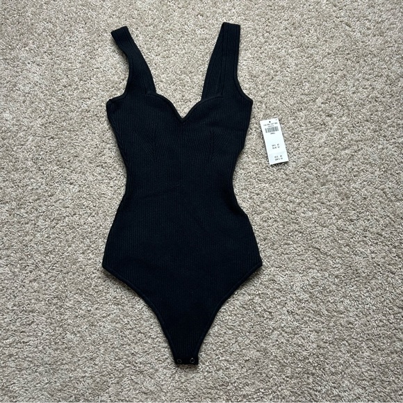 Abercrombie & Fitch Tops - Abercrombie & Fitch Ribbed Sweater Sweetheart Bodysuit